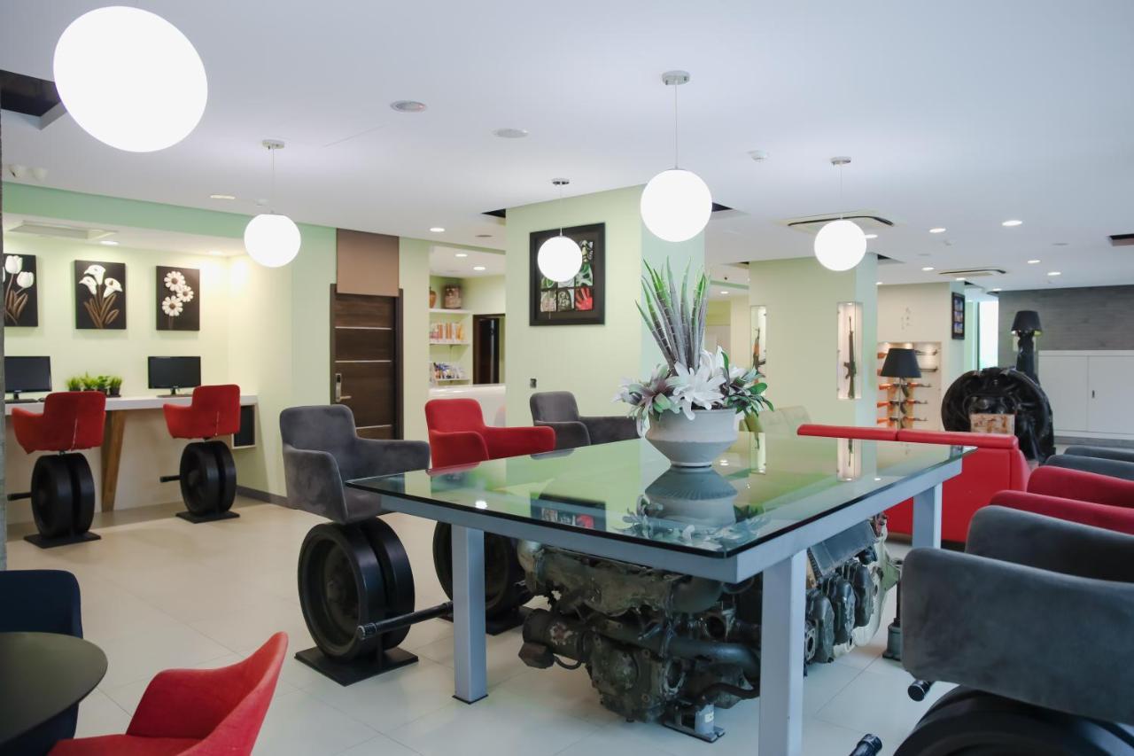 823 Tourist Hotel Jinhu Exterior photo