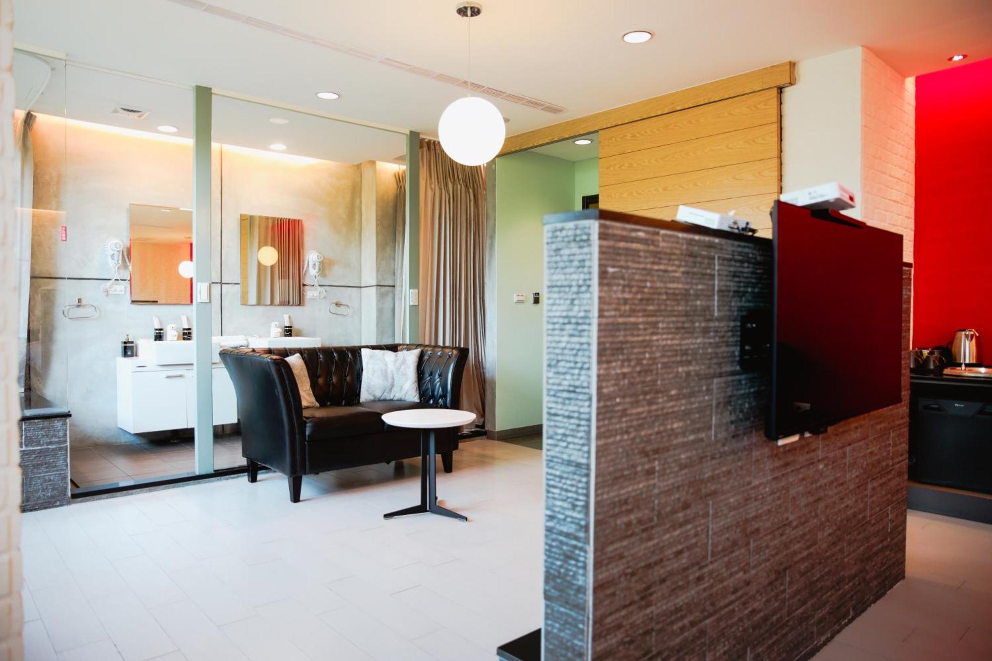 823 Tourist Hotel Jinhu Exterior photo