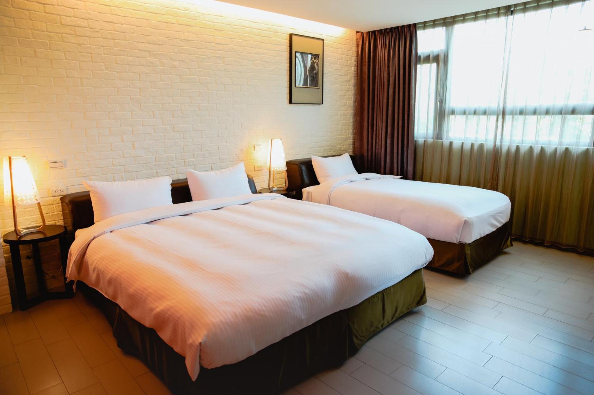 823 Tourist Hotel Jinhu Exterior photo