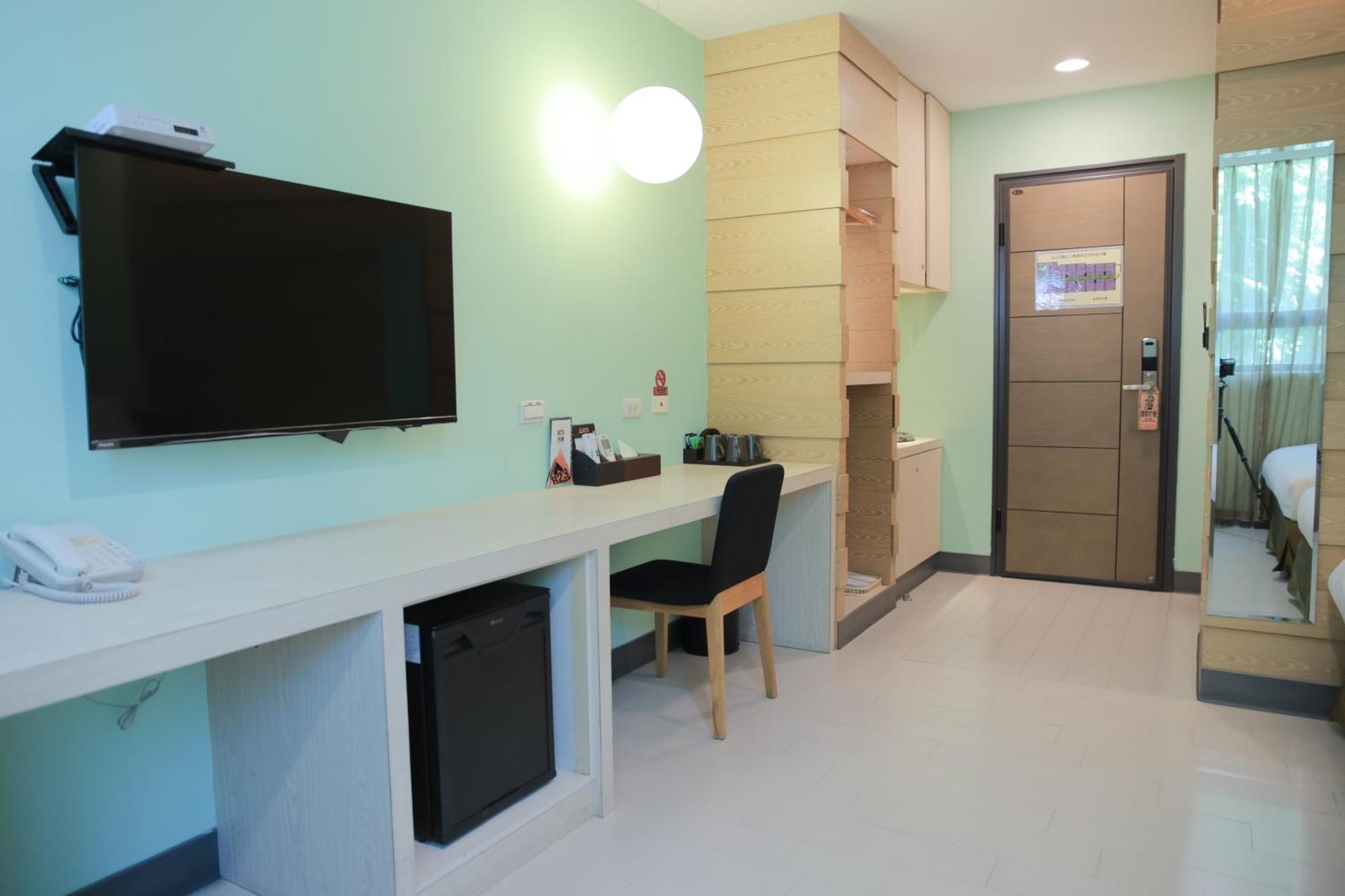 823 Tourist Hotel Jinhu Exterior photo
