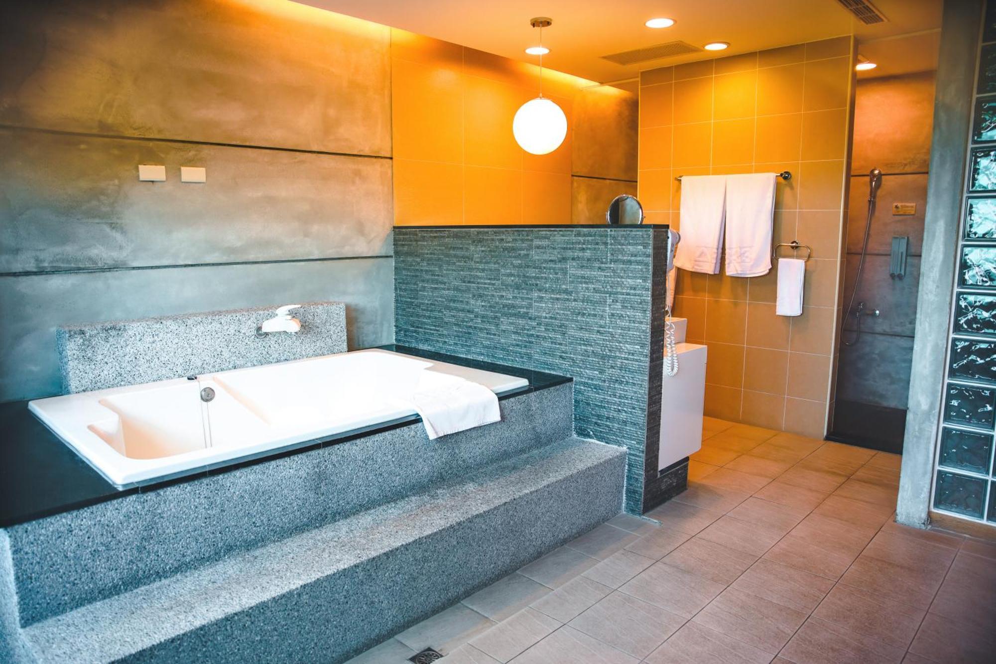 823 Tourist Hotel Jinhu Exterior photo